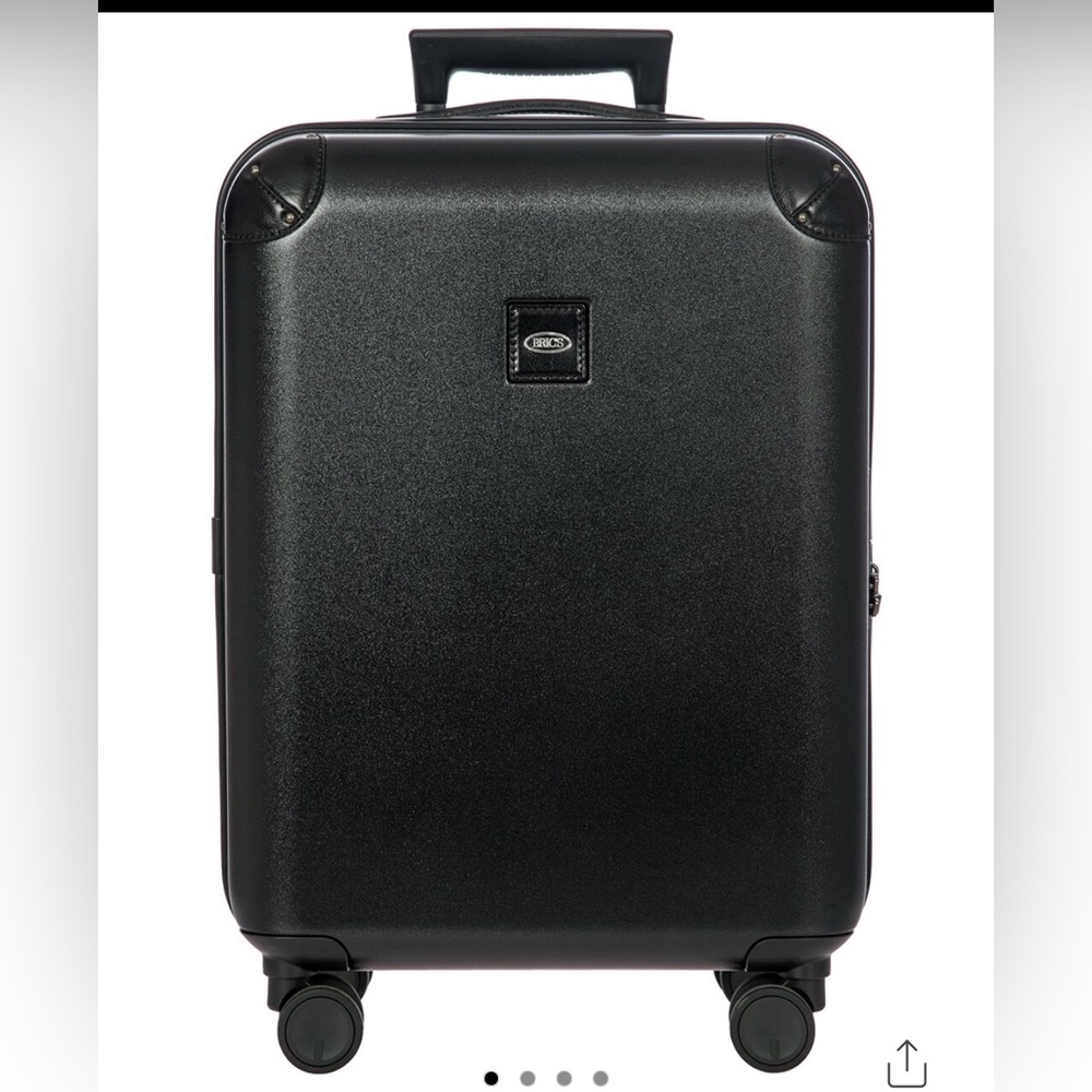 Brics 21” spinner carryon